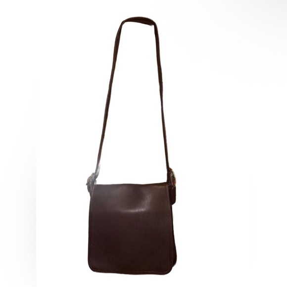 Coach vintage legacy Studio flap saddlebag.Please see all pics